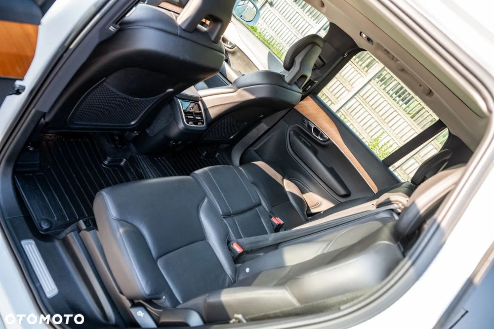 Volvo XC 90 T6 AWD Momentum 7os - 15
