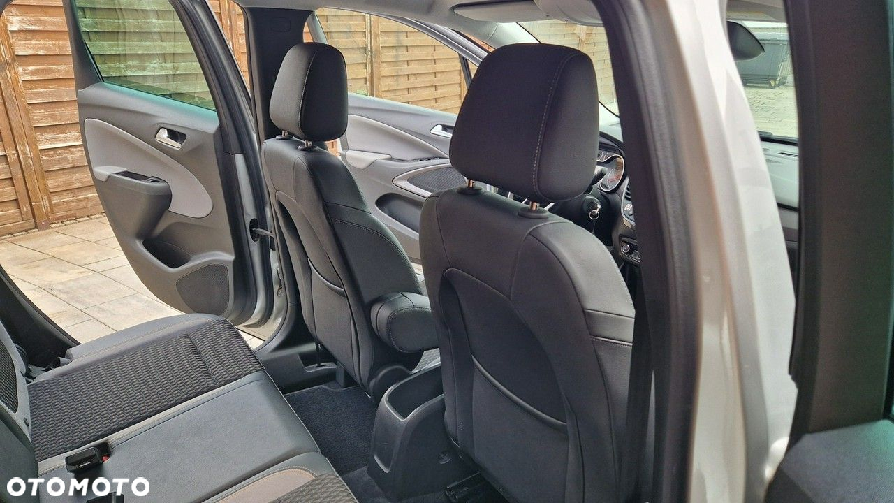 Opel Crossland X - 15
