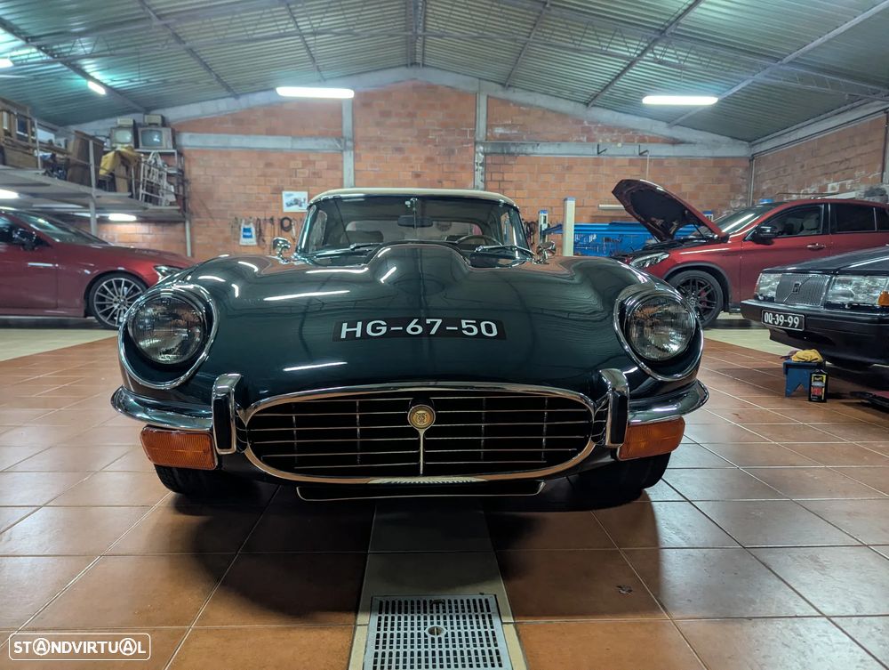 Jaguar E-Type - 1