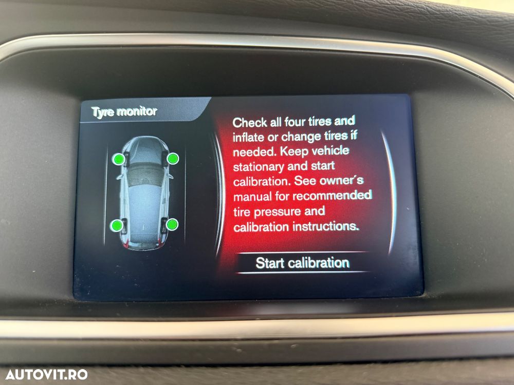 Volvo V40 D3 Geartronic Momentum - 16