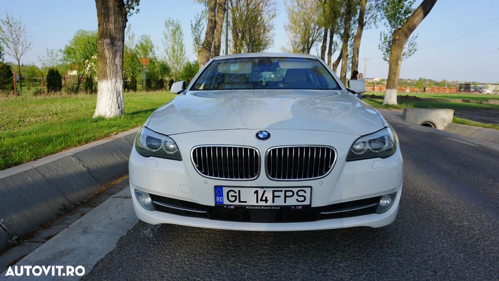 BMW Seria 5 535d xDrive - 13