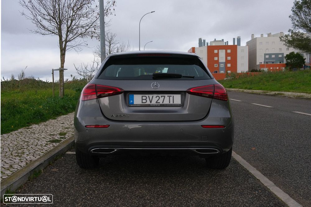 Mercedes-Benz A 250 e - 5