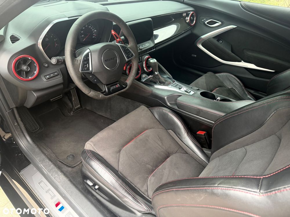 Chevrolet Camaro - 15