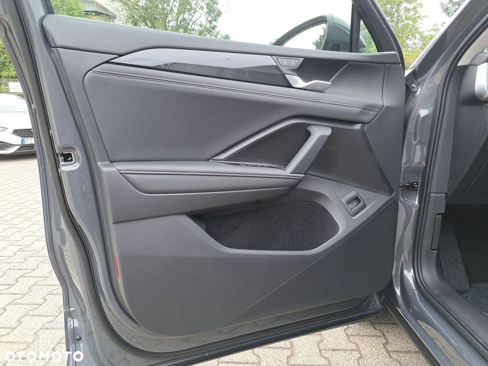 Volkswagen Tayron 1.5 eTSI mHEV Life Plus DSG - 11
