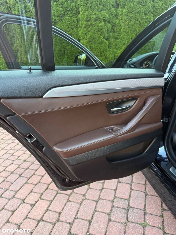 BMW Seria 5 520d M Sport - 21
