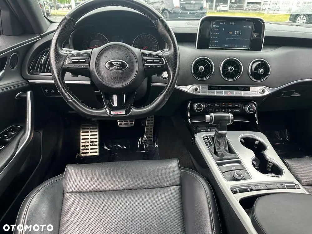 Kia Stinger 3.3 T-GDI AWD OPF GT - 11