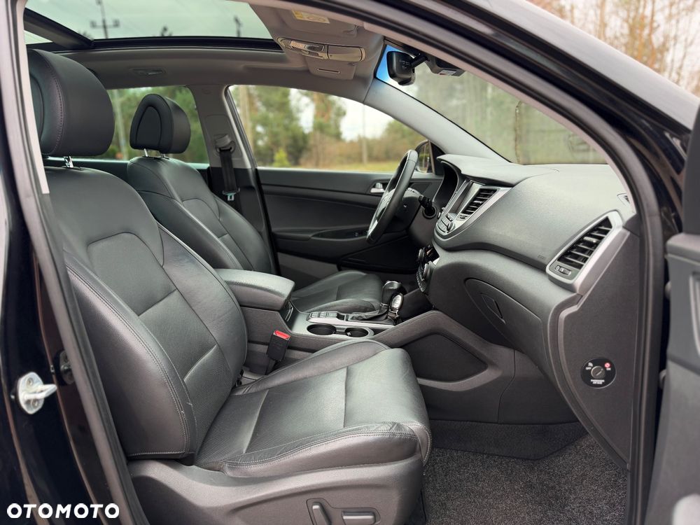 Hyundai Tucson 2.0 CRDI 4WD Automatik Premium - 9