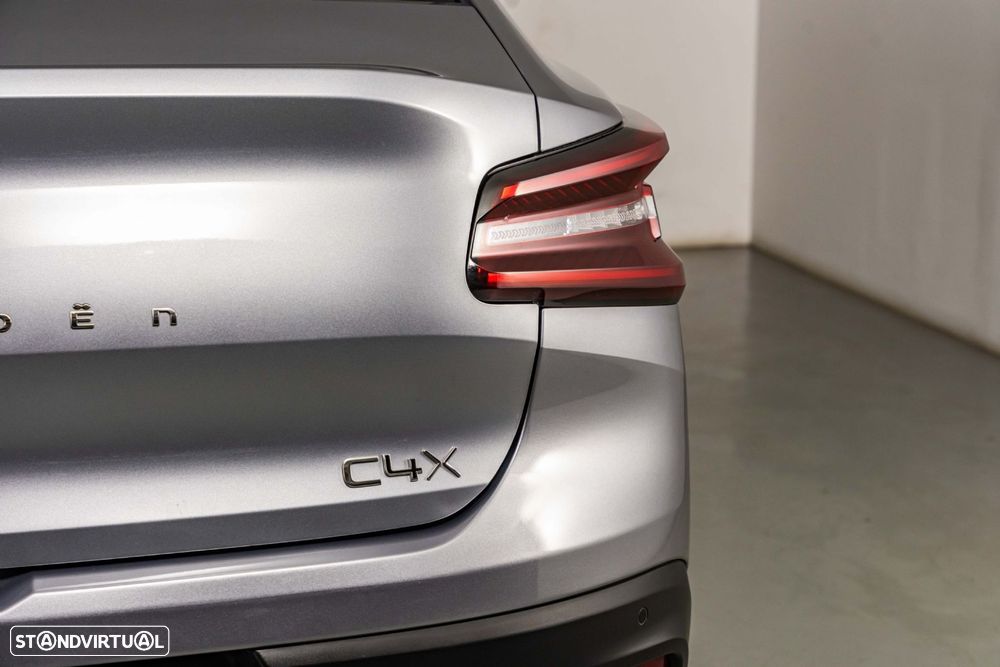 Citroën C4 X 1.2 PureTech Shine EAT8 - 16