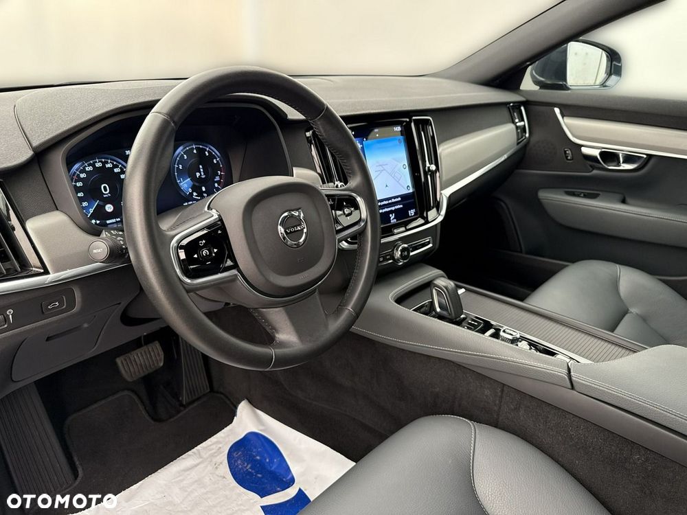 Volvo S90 - 16