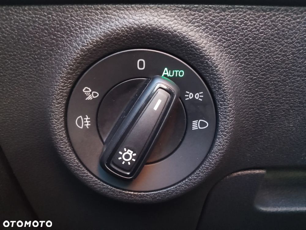 Skoda Karoq 1.5 TSI ACT Sportline DSG - 27