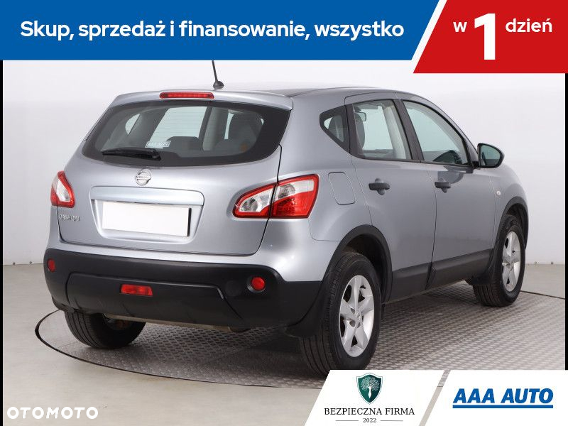 Nissan Qashqai - 6