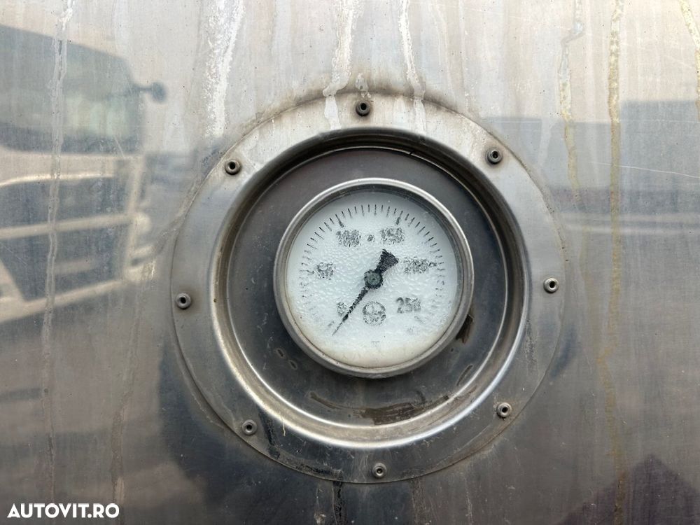 Feldbinder Cisterna,  33.000 l, 3 camere, factura externa - 25