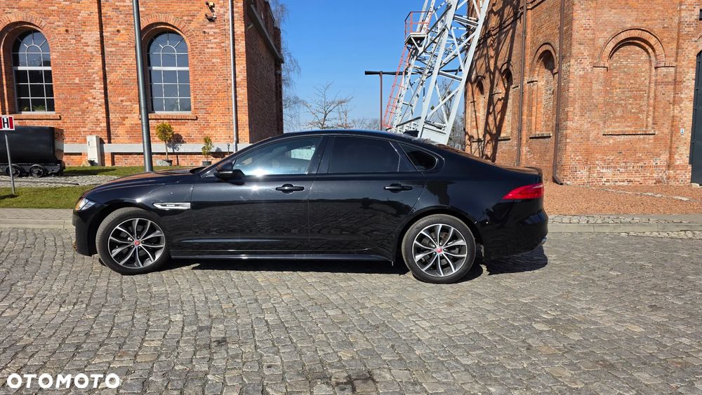 Jaguar XF 2.0 i4D R-Sport - 6