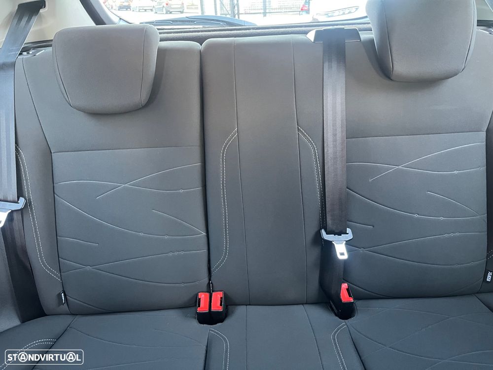 Ford Fiesta 1.0 T EcoBoost Titanium - 14