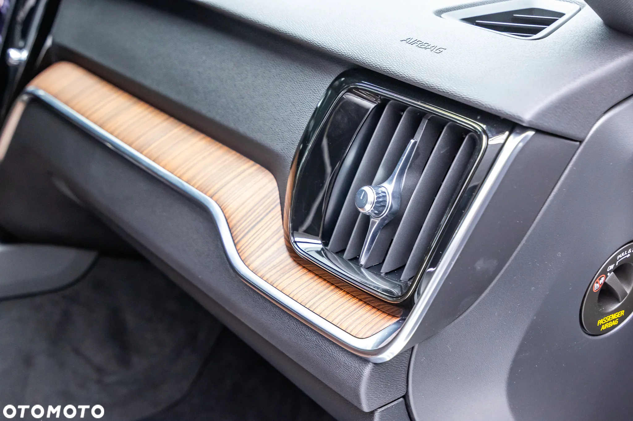 Volvo V60 Cross Country - 20