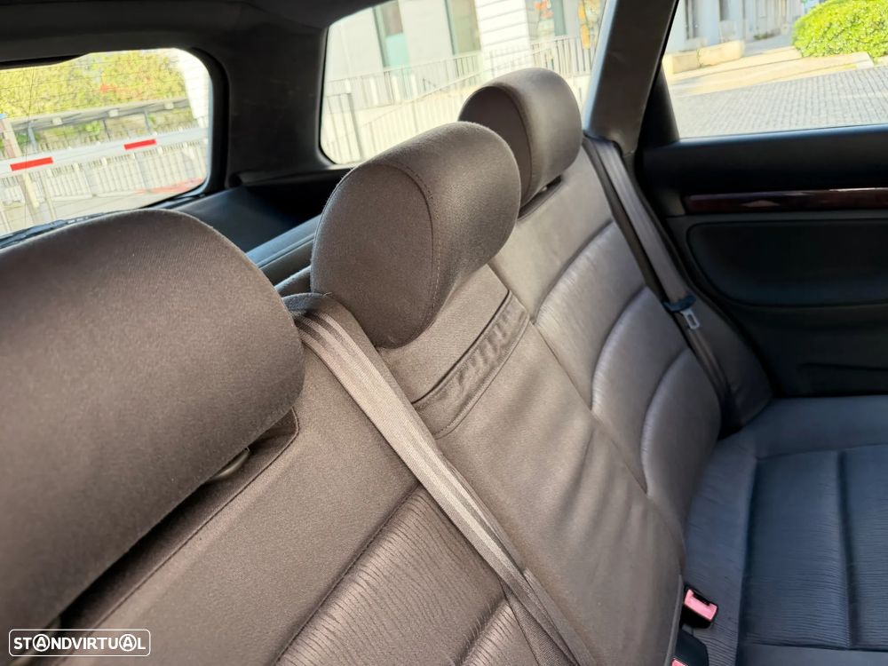 Audi A4 Avant 1.9 TDi Sport - 24