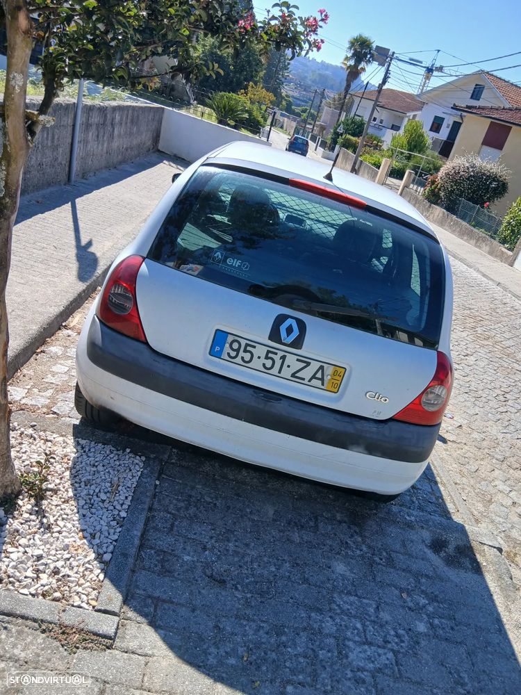 Renault Clio 1.5 dCi Pack Authentique - 3