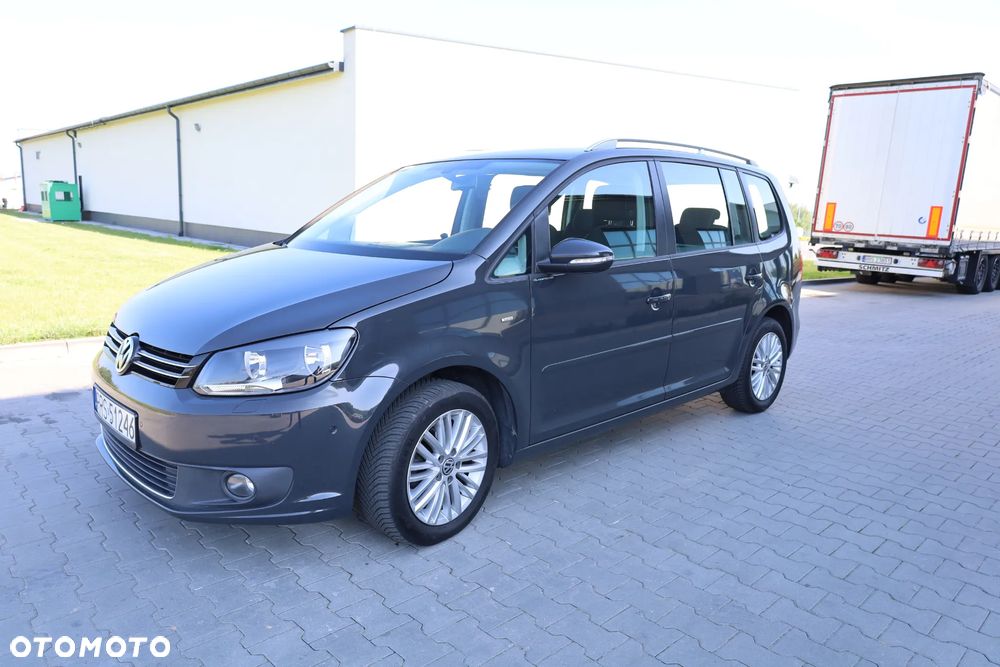 Volkswagen Touran - 2
