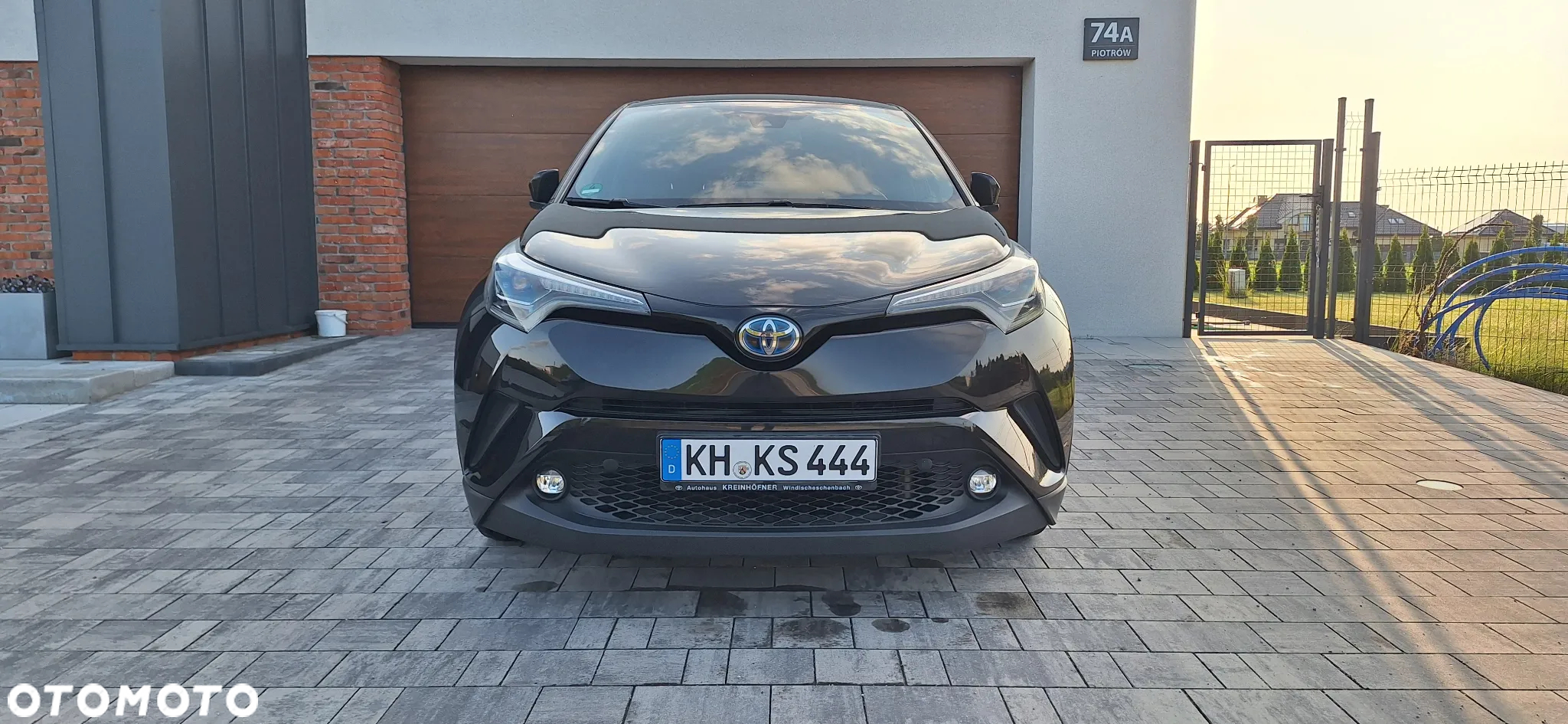 Toyota C-HR 1.8 Hybrid Executive - 23