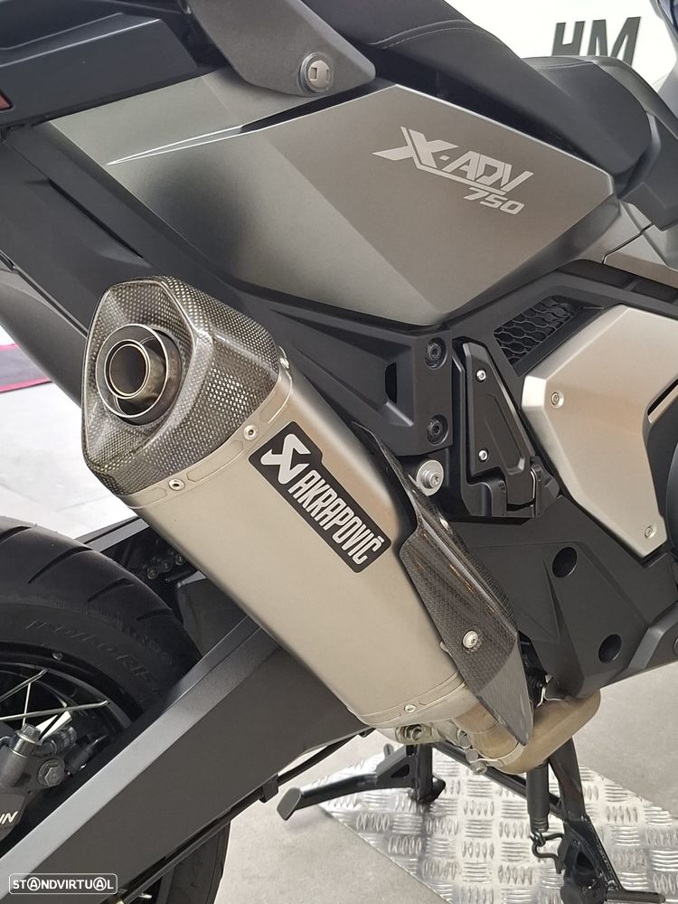 Honda X-ADV 750 - 16