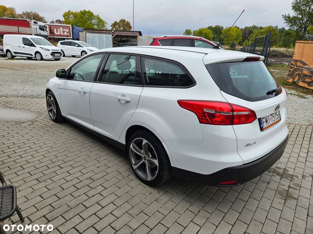 Ford Focus 1.5 TDCi Trend Sport ASS - 6