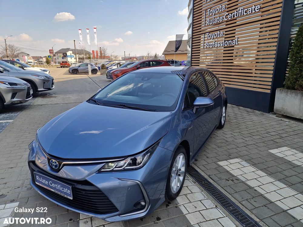 Toyota Corolla 1.8 HSD Dynamic - 3