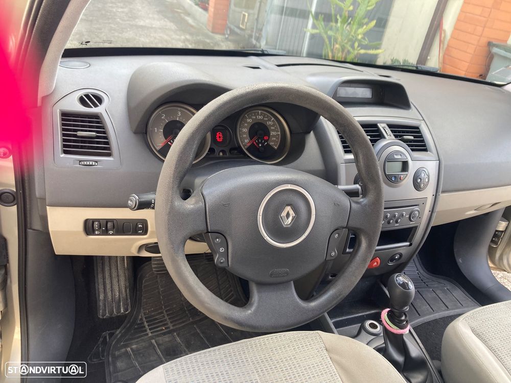 Renault Mégane Break 1.5 dCi Dynamique - 16