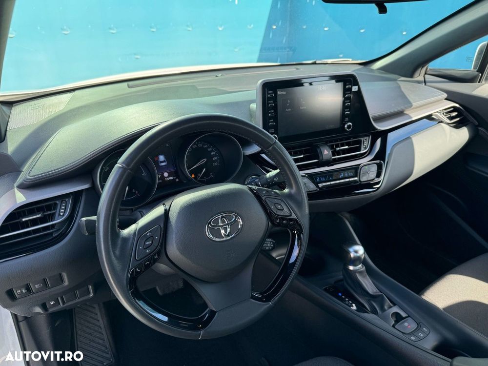 Toyota C-HR 1.8 HSD 122 CP 4x2 CVT Core - 14