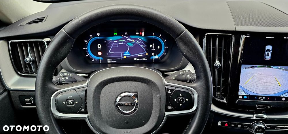 Volvo XC 60 B4 D Momentum Pro - 2