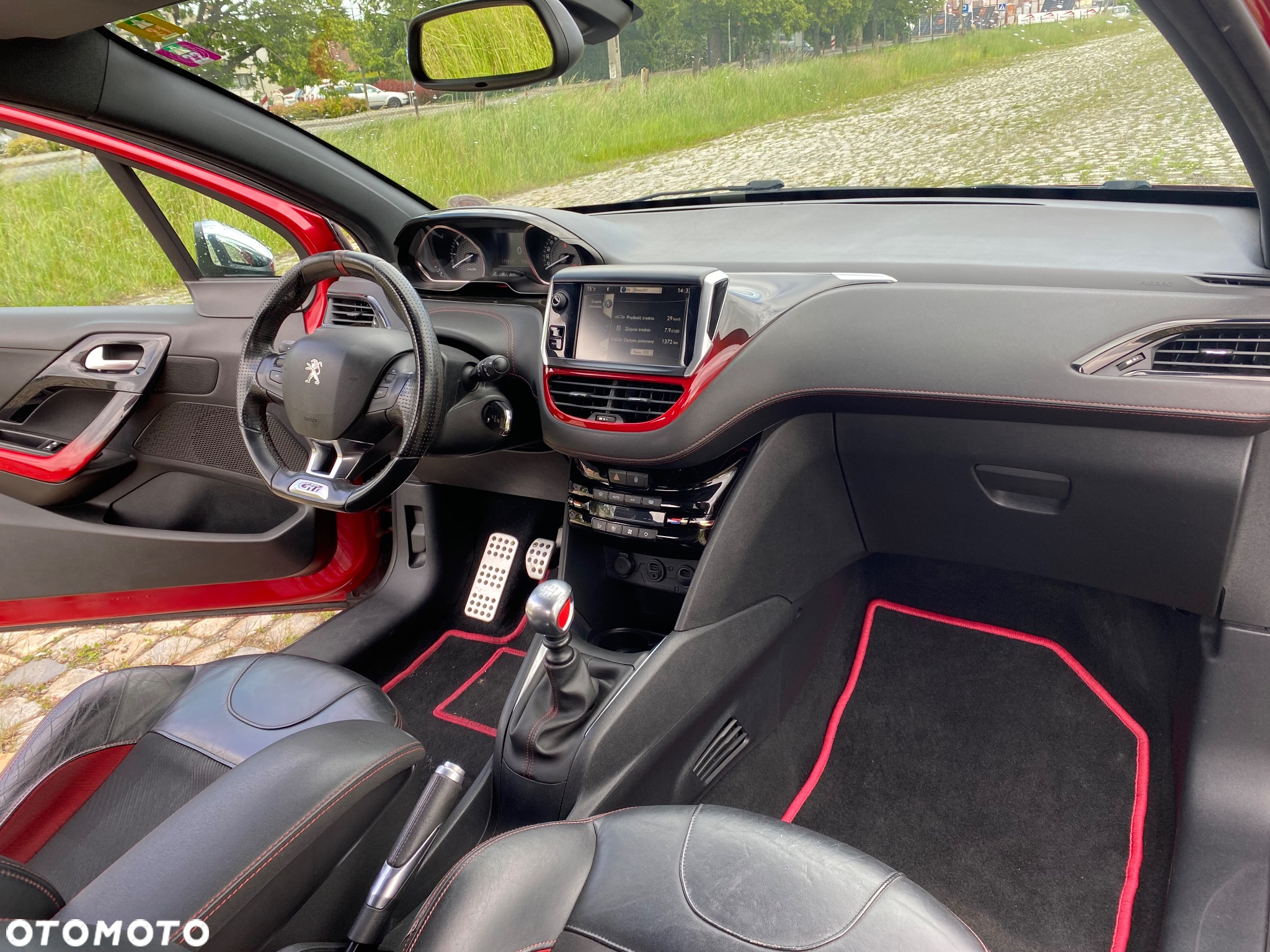 Peugeot 208 1.6 THP GTi - 7