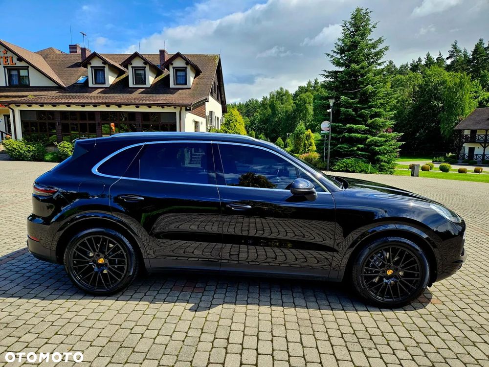 Porsche Cayenne Standard - 36
