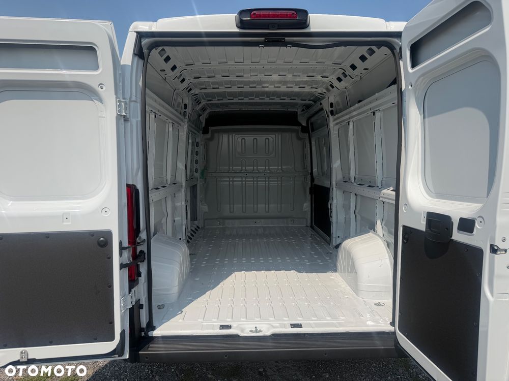 Toyota Proace Max - 12