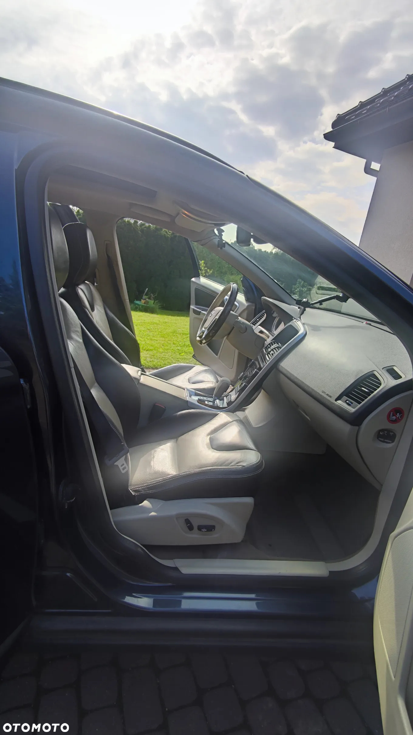 Volvo XC 60 - 10