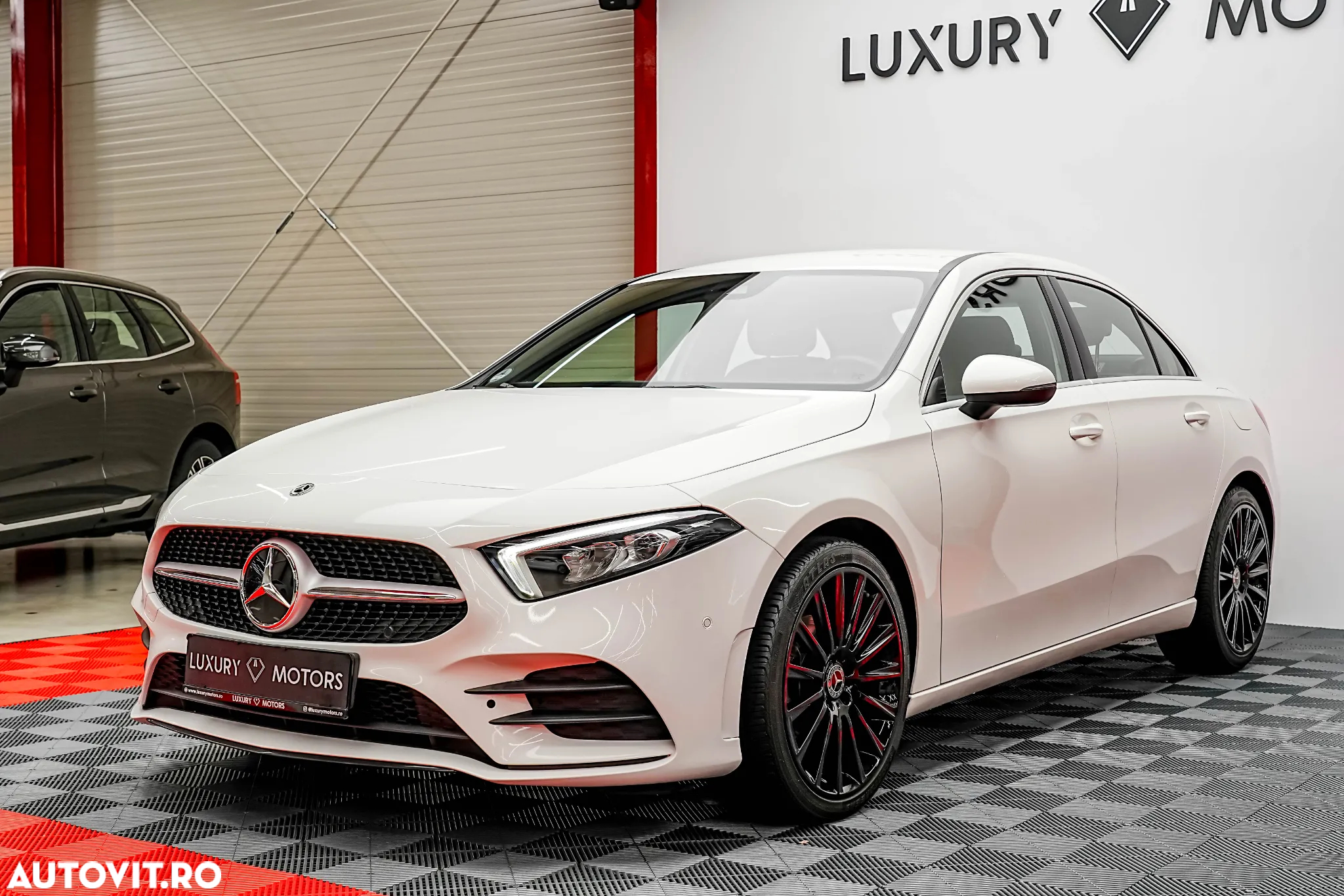 Mercedes-Benz A 180 d 7G-DCT AMG Line - 9