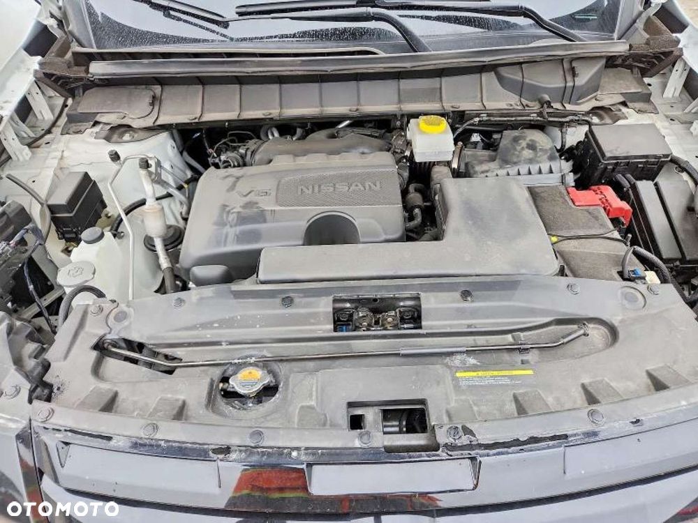 Nissan Pathfinder - 7