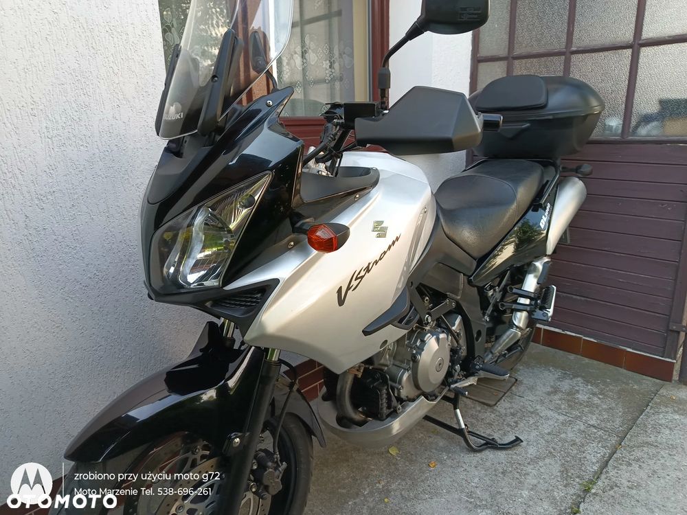 Suzuki V-STROM - 1