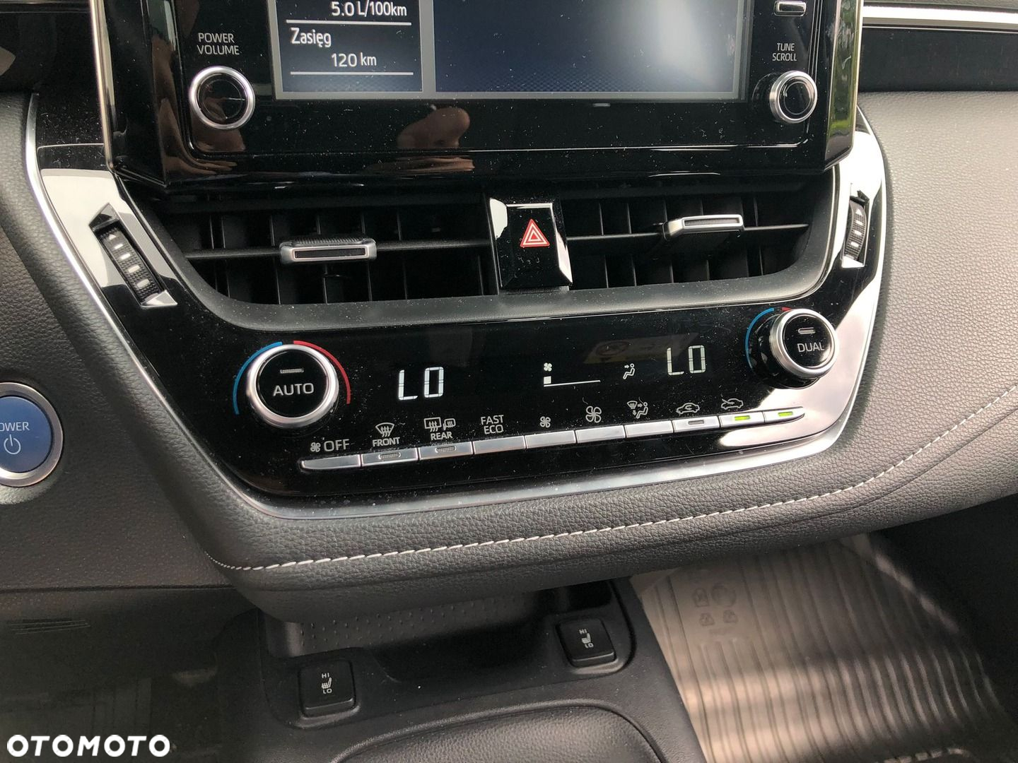 Toyota Corolla - 21