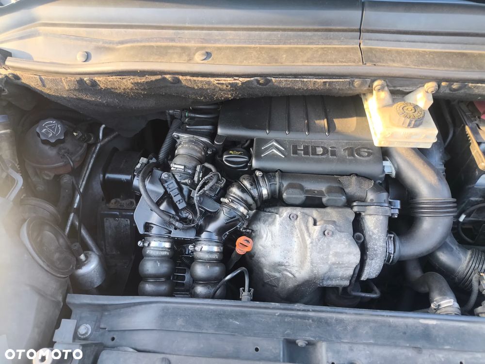 Citroën C4 Picasso 1.6 HDi Impress - 16