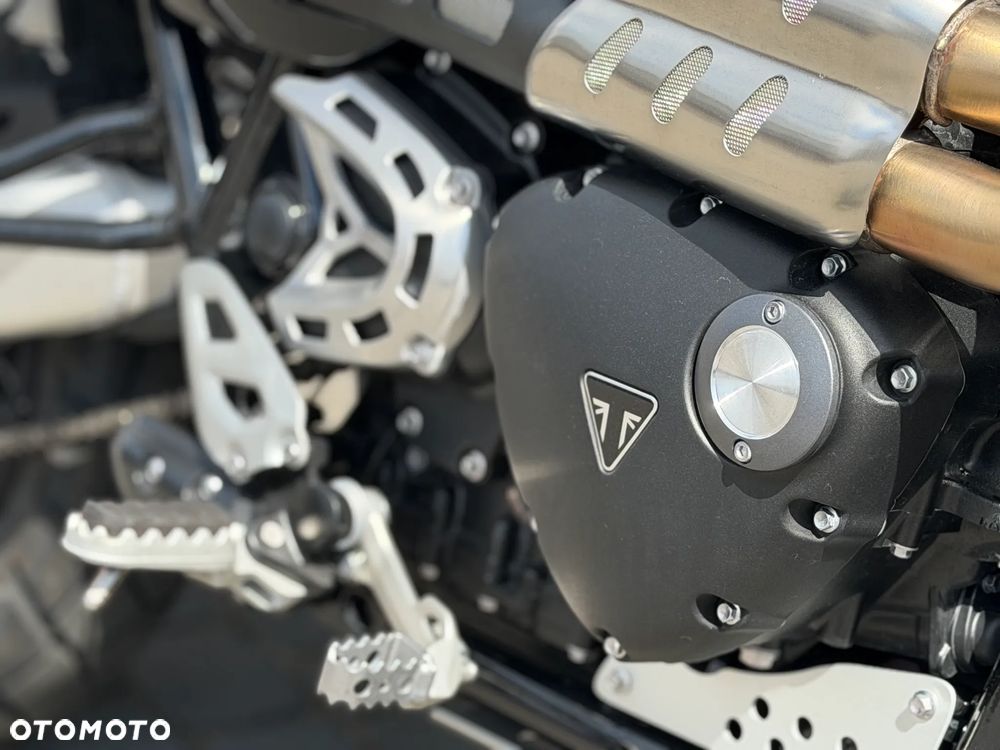 Triumph Scrambler - 8