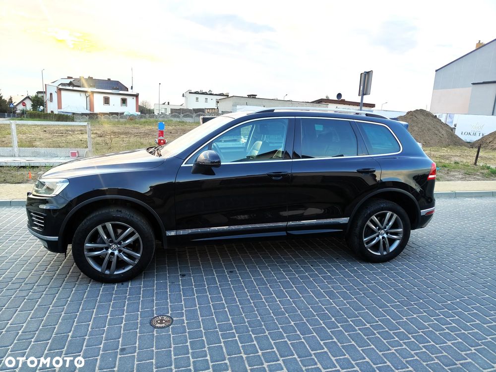 Volkswagen Touareg 3.0 V6 TDI BMT Perfectline R-Style - 4