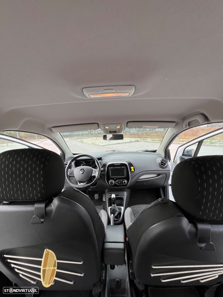 Renault Captur 0.9 TCE Exclusive - 25