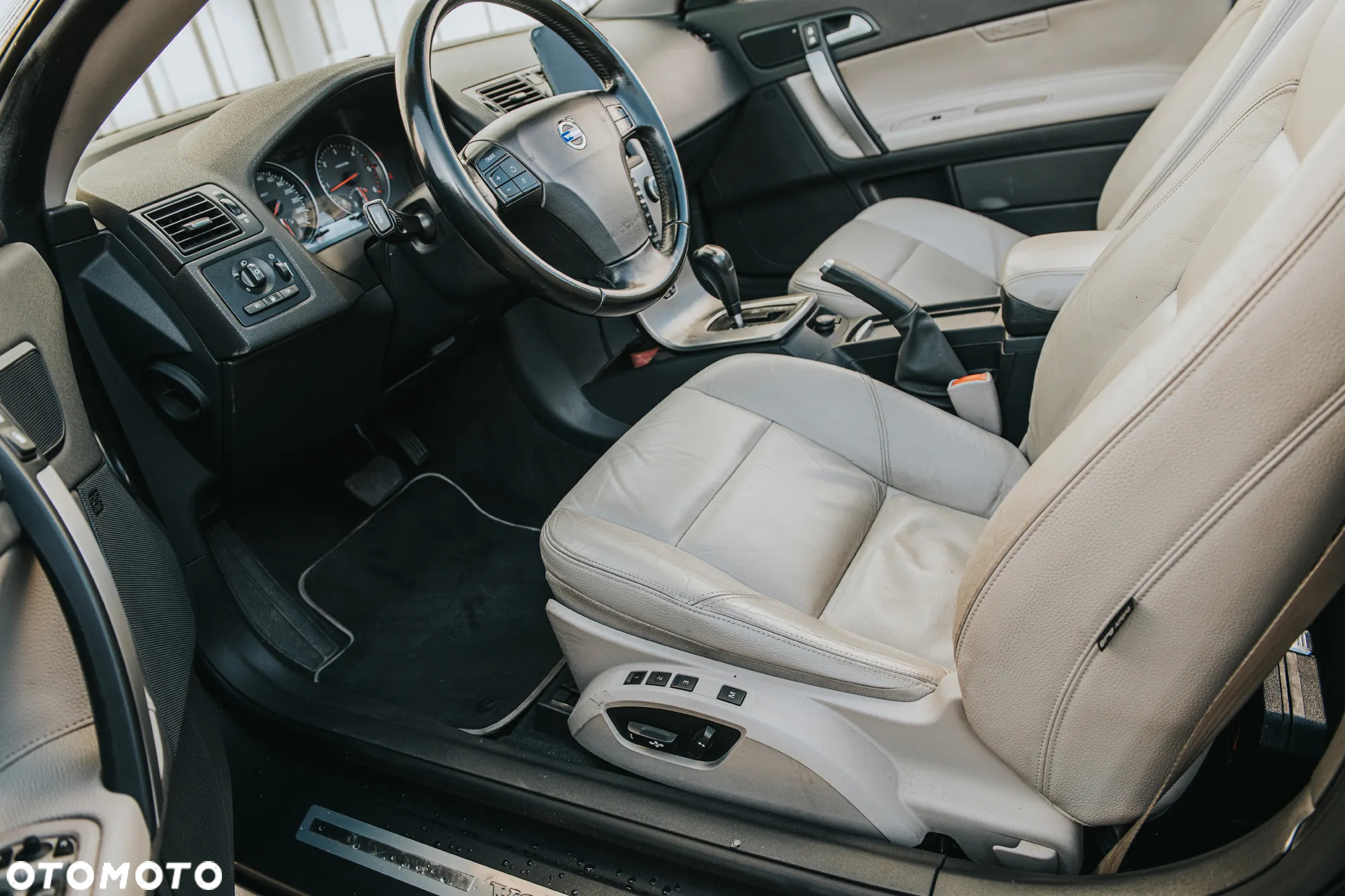 Volvo C70 2.4D5 Summum - 25