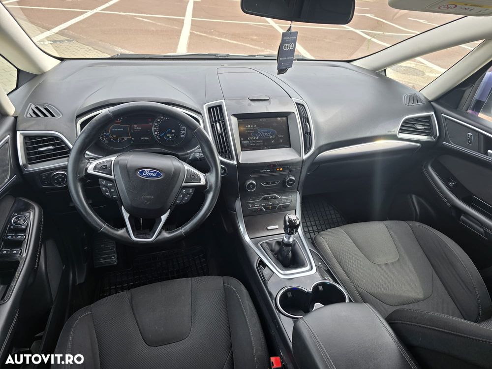 Ford S-Max 2.0 TDCi ST-Line - 11