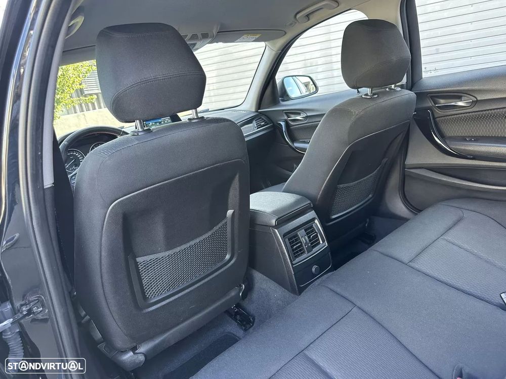 BMW 116 d Sport Line - 47