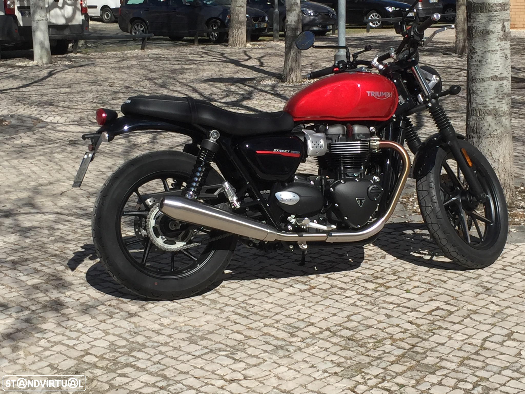 Triumph Street Twin - 3