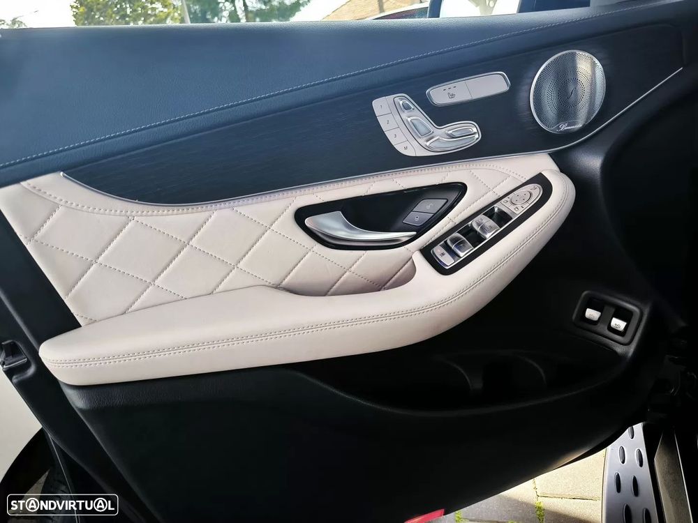 Mercedes-Benz GLC 220 d Coupe 4Matic 9G-TRONIC AMG Line Plus - 43