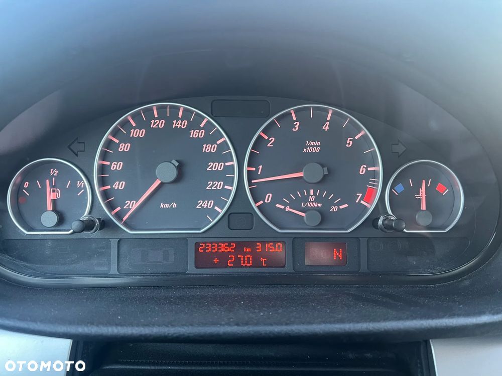 BMW Seria 3 330 Ci SMG - 11