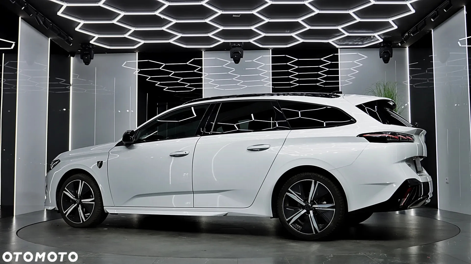 Peugeot 308 1.2 PureTech GT S&S EAT8 - 4