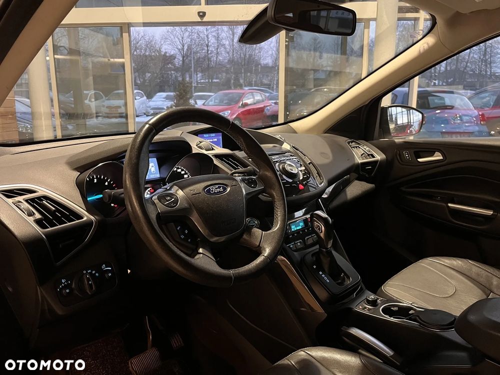 Ford Kuga 2.0 TDCi 4x4 Titanium - 11