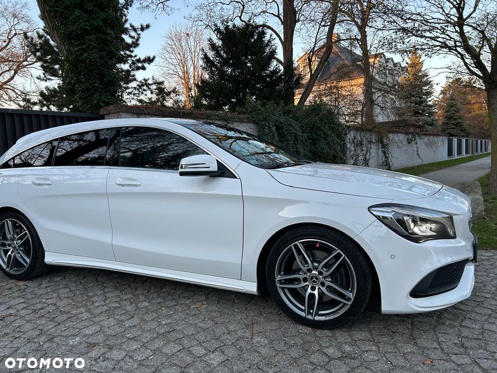 Mercedes-Benz CLA 220 4Matic 7G-DCT AMG Line - 13